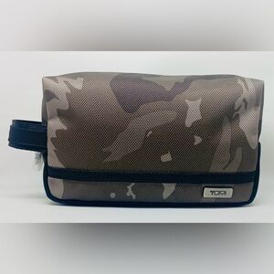 Brand New with Tag TUMI Medium Kit Camouflage City Map Print